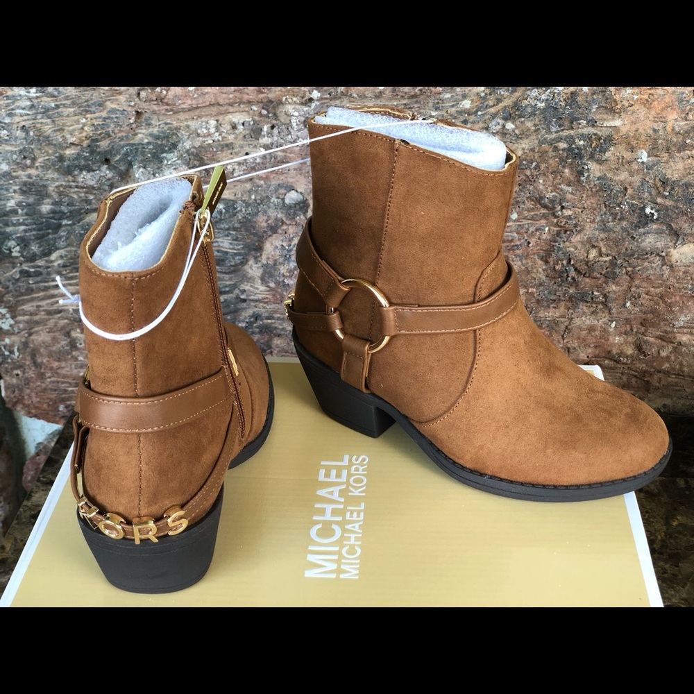 NEW Michael Kors Kitty Boots